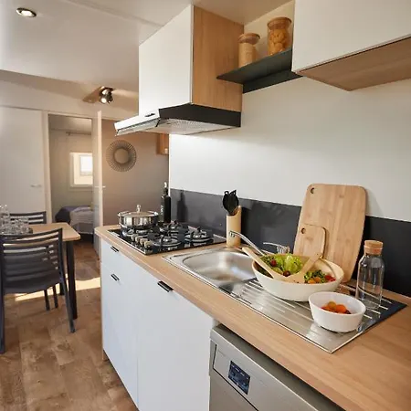 Chantemerle Camping 3*