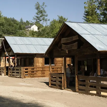 Campeggio Chantemerle Bédouès